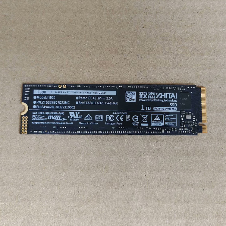 中国製の安いZhitai TI600 SSDソリッドステートドライブ