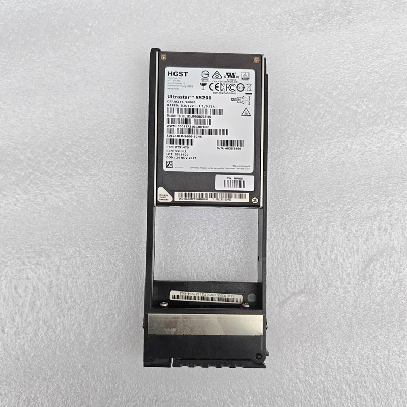 Huawei 2.5 Твердотельные накопители SSD SAS Inch 02351SPR STLZB7SSD960 емкостью 960 ГБ для OceanStor 5600 5600F 5800 5800Ф 6800 6800Ф V5