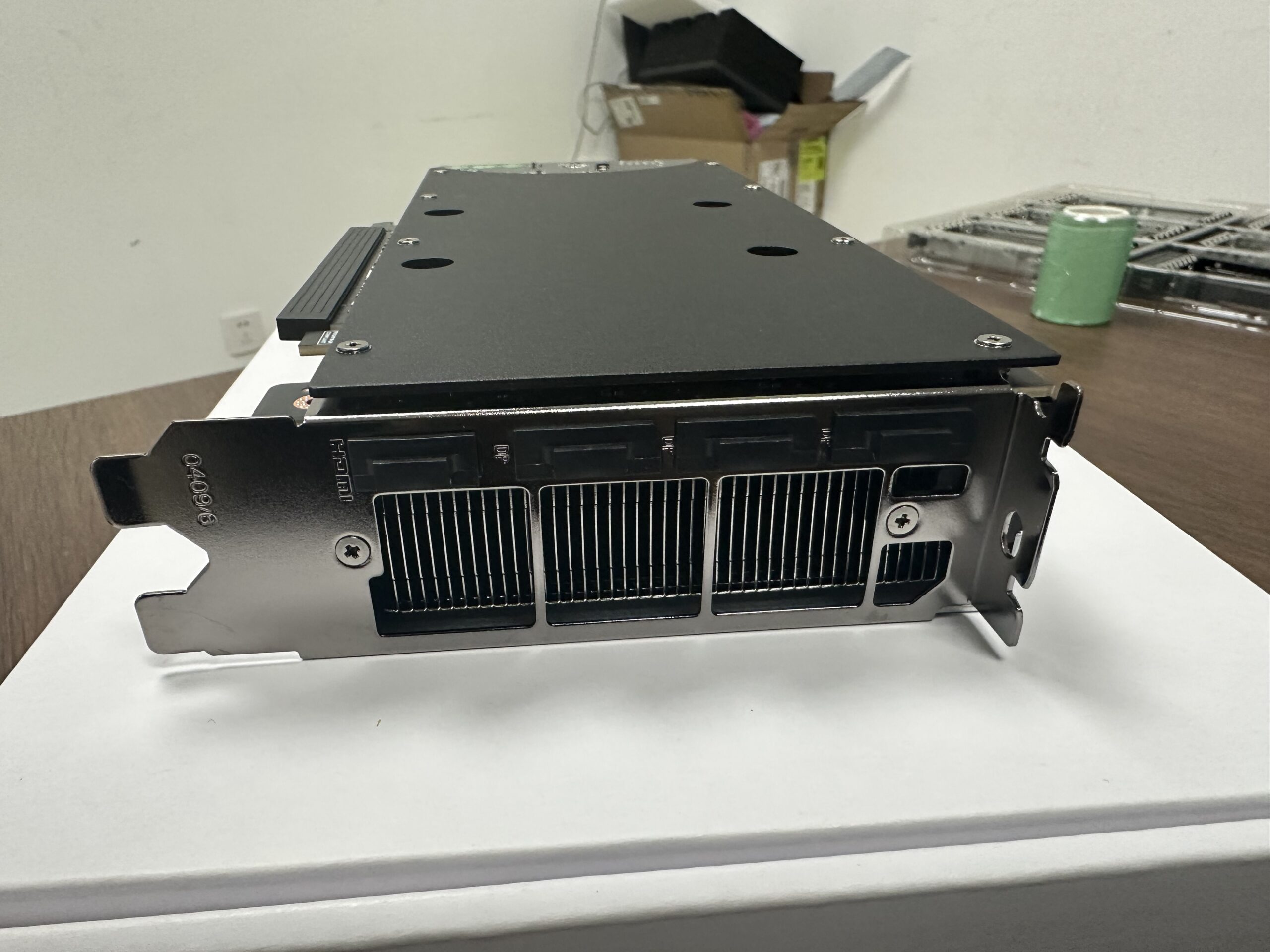 真新しい NVIDIA GeForce 4090 GPU/4K/48GB gddr6x グラフィックス メモリ - Dell/Xfusion ...