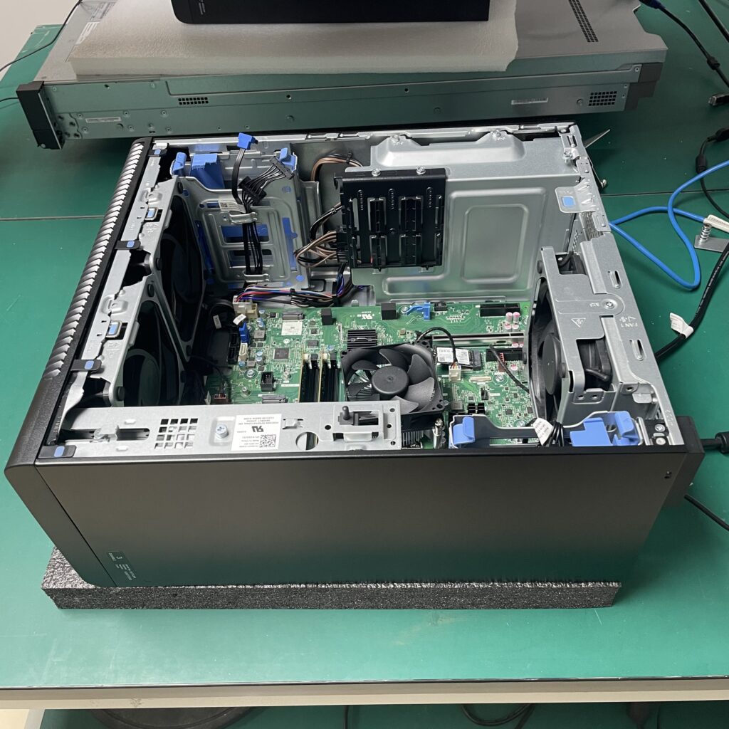 Tout nouveau Dell Précision 3660 Hôte de station de travail de bureau Processeur Intel Core 12e génération/GPU 350 W/jusqu'à 128 Go de RAM Grand stock disponible